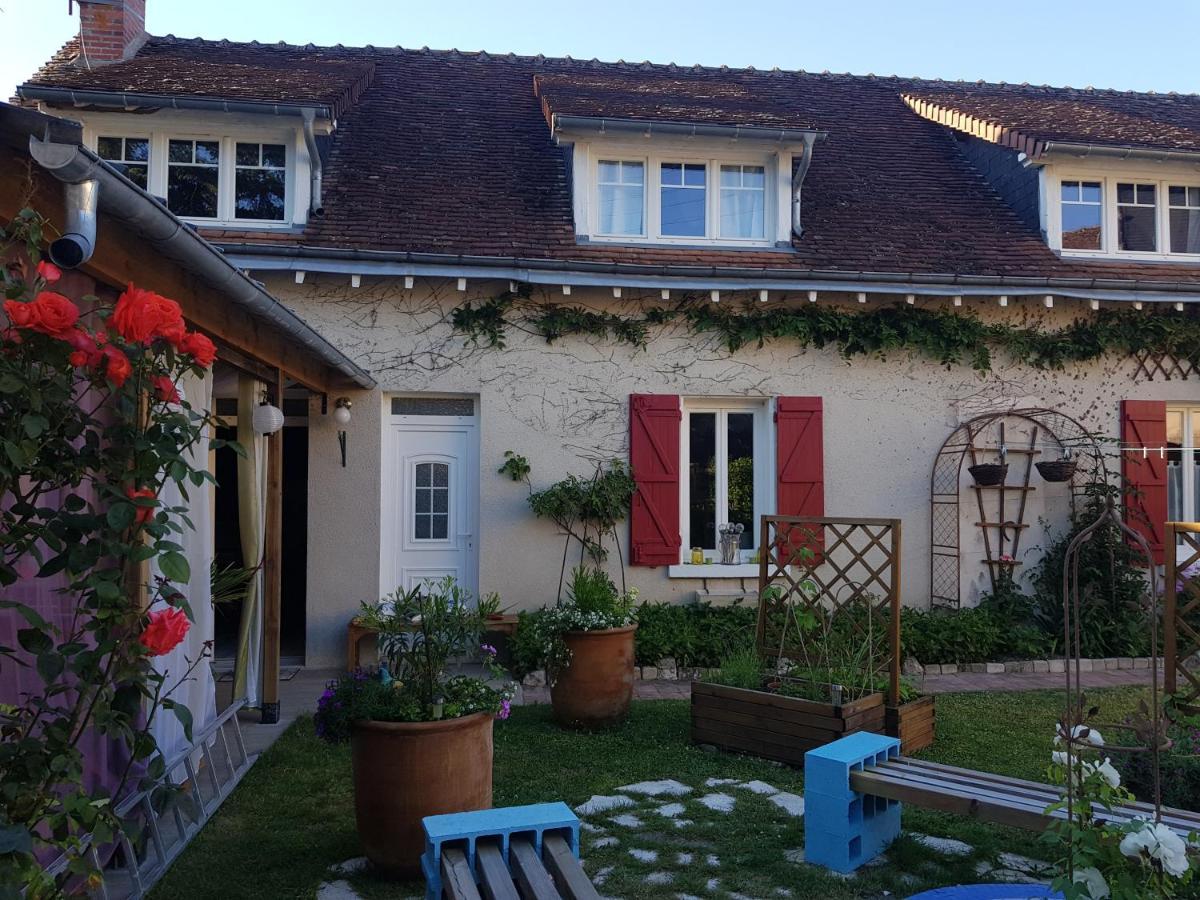 L'Intervalle Des 18 Chateaux 생-조르주-쉬르-셰르 외부 사진
